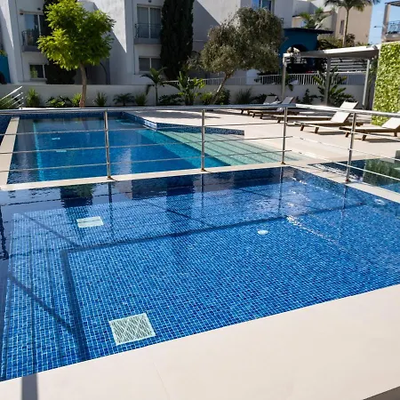 Sanders Dione Residences - Pleasant 2-bedroom With Sea View Apartman *
