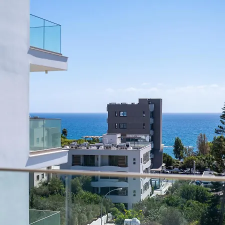 Sanders Dione Residences - Pleasant 2-bedroom With Sea View Apartman Limassol