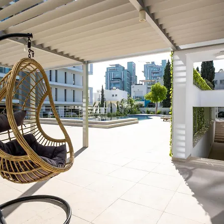 Sanders Dione Residences - Pleasant 2-bedroom With Sea View *