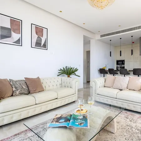 Sanders Dione Residences - Pleasant 2-bedroom With Sea View *
