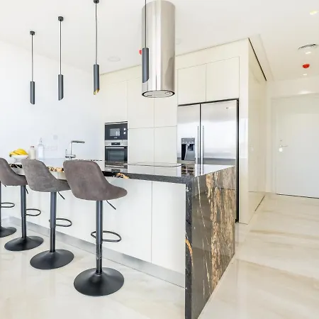 Sanders Dione Residences - Pleasant 2-bedroom With Sea View *